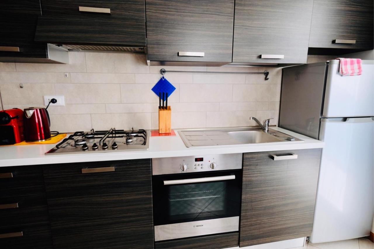 Appartamento In Villa Daniela Con Piscina Privata Carraro Immobiliare Jesolo - Family Apartments Ngoại thất bức ảnh